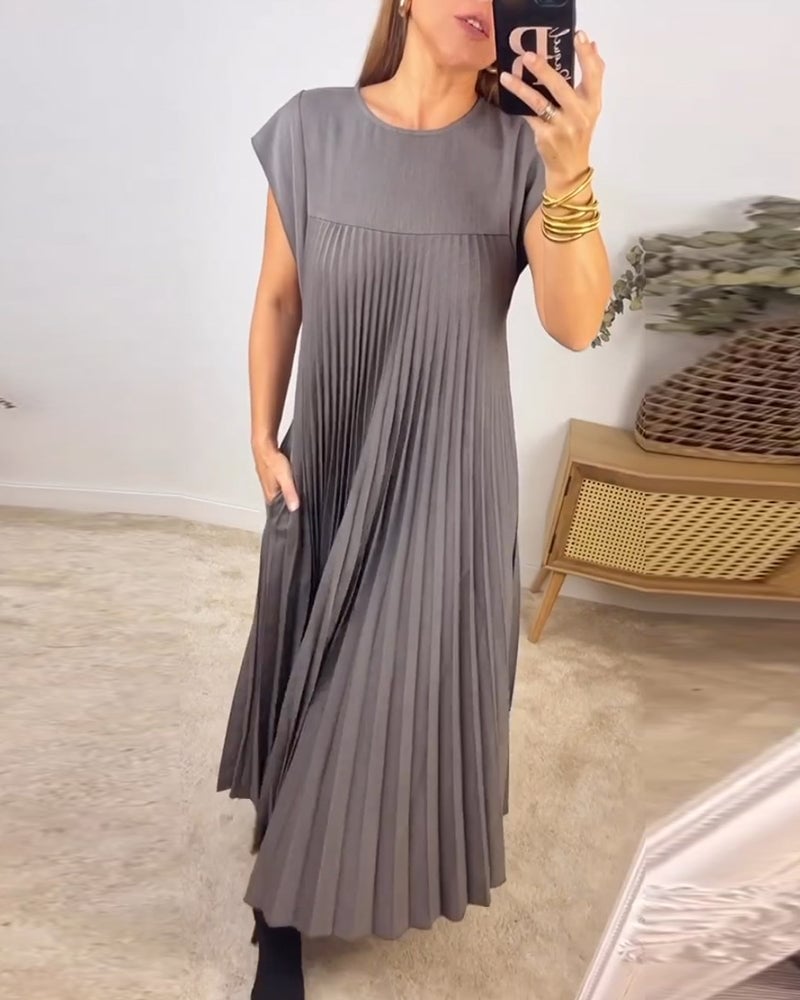 Graciana | Effortlessly Elegant Pleated Dress