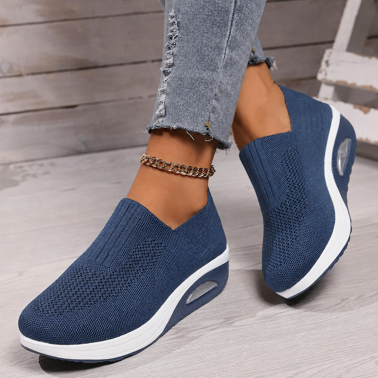 Alvessa | Mesh Slip-on Sneakers