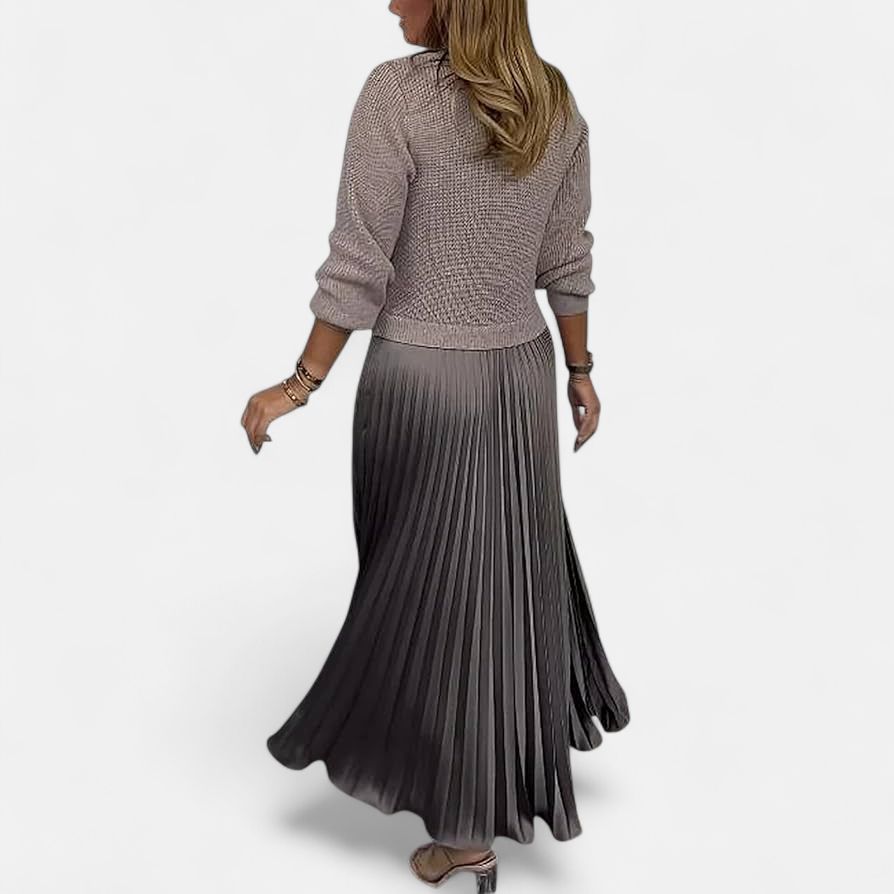 Claudine | Chic Pleated Maxi Set