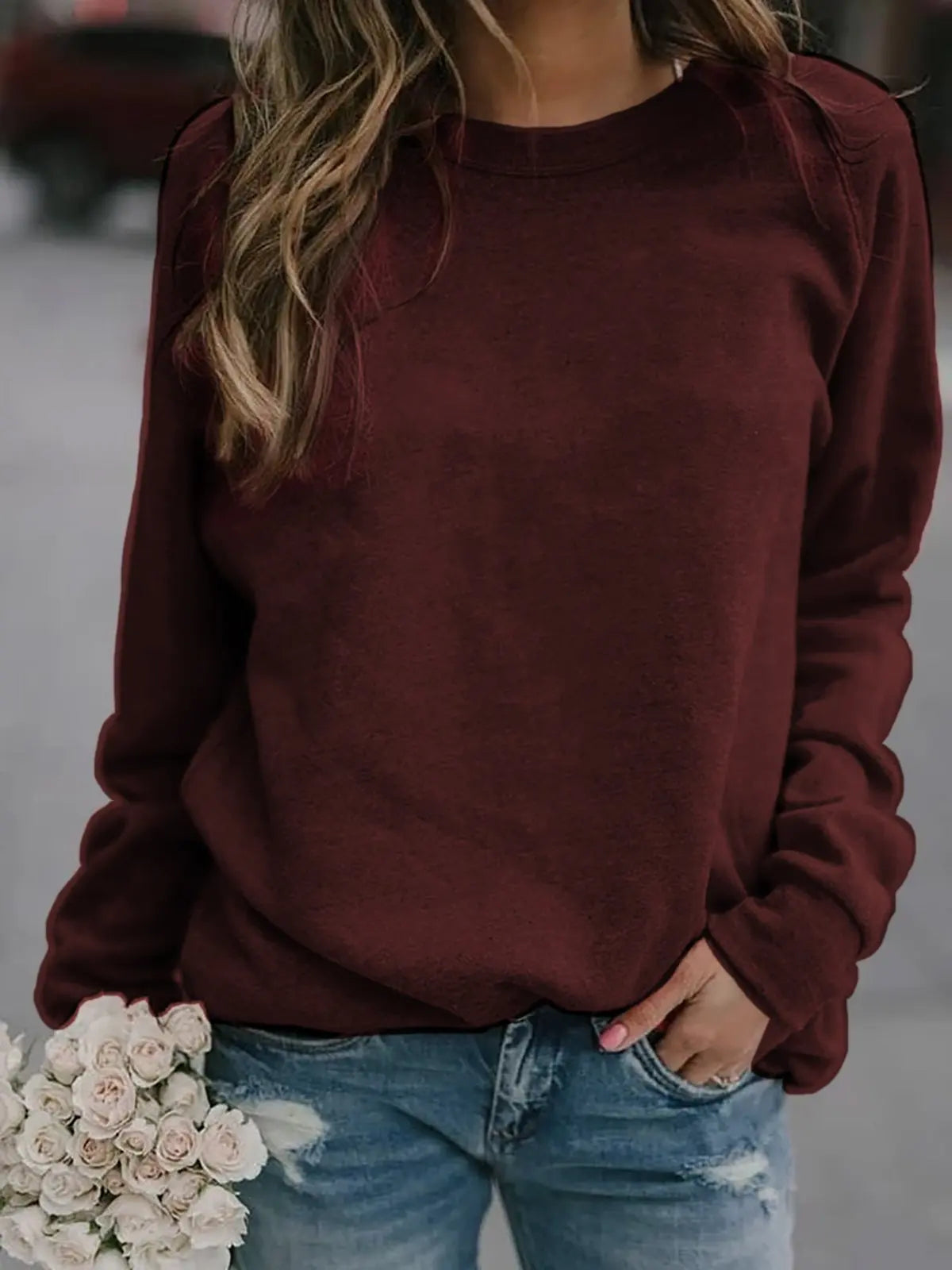 Amelisse | Classic Crewneck Sweatshirt
