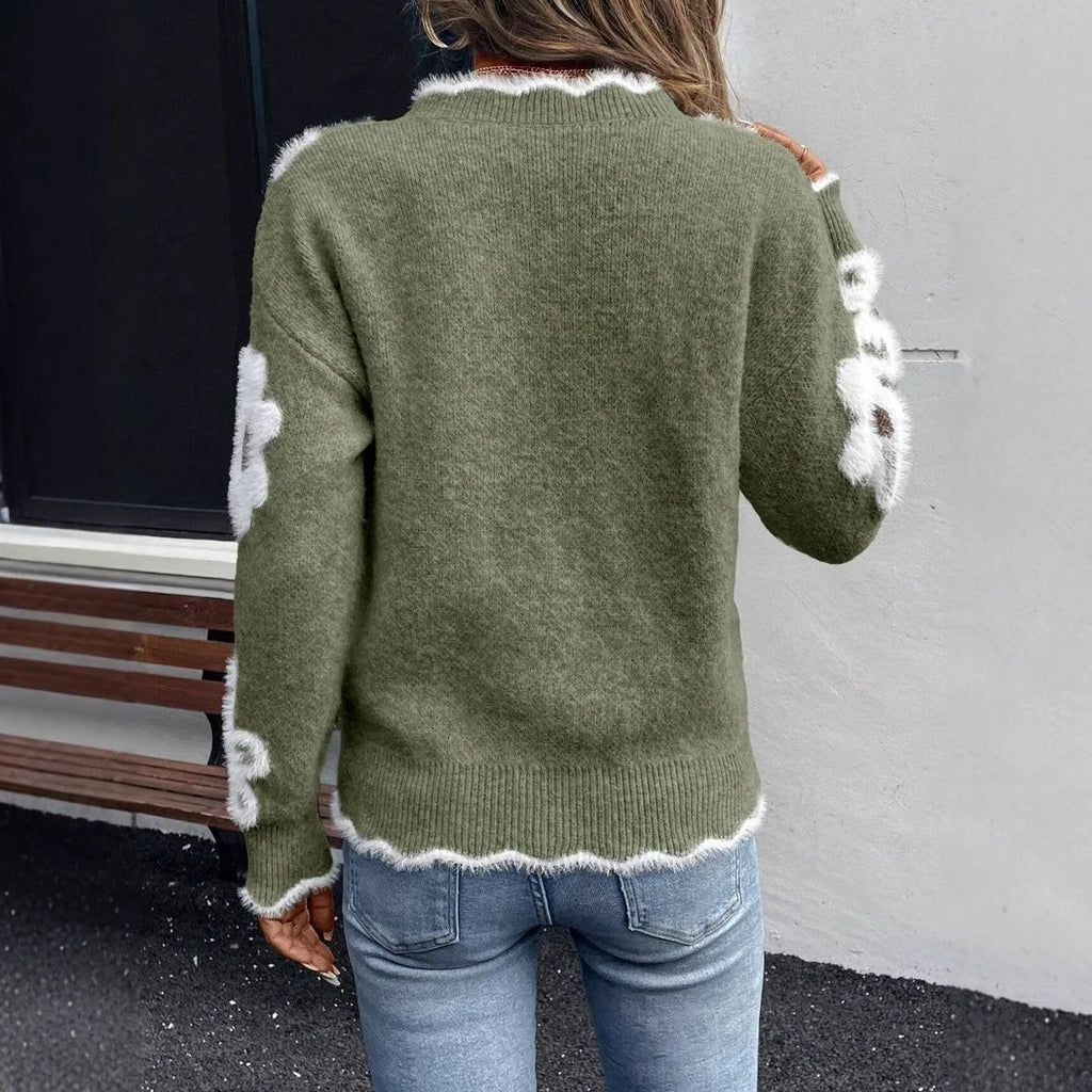 Vennice | Cozy Blossom Sweater