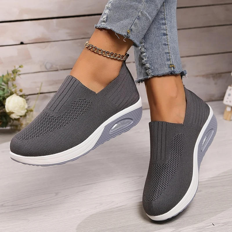 Alvessa | Mesh Slip-on Sneakers